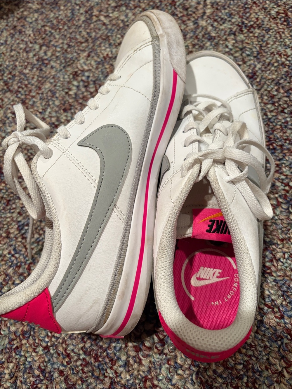 Nike Court Legacy White Low-Top Sneakers with Gray Swoosh and Pink Big Girls 7!
